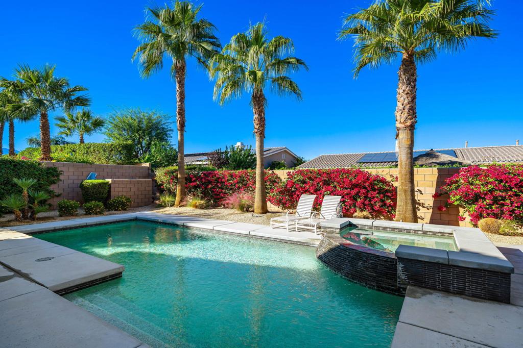 74142 Cosmopolitan Lane