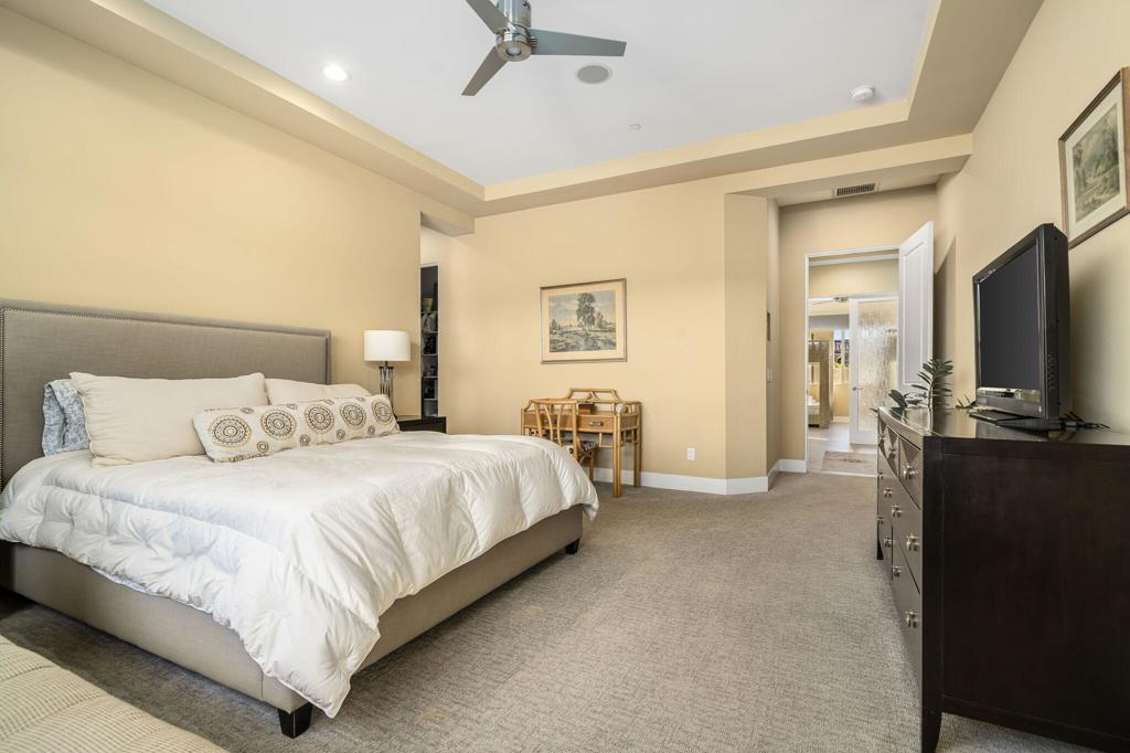 74142 Cosmopolitan Lane