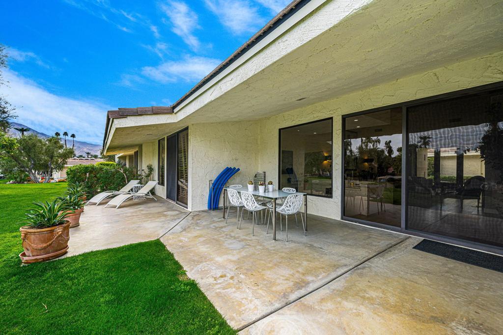 44848 Oro Grande Circle