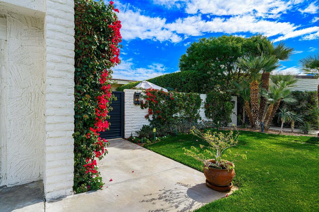 44848 Oro Grande Circle