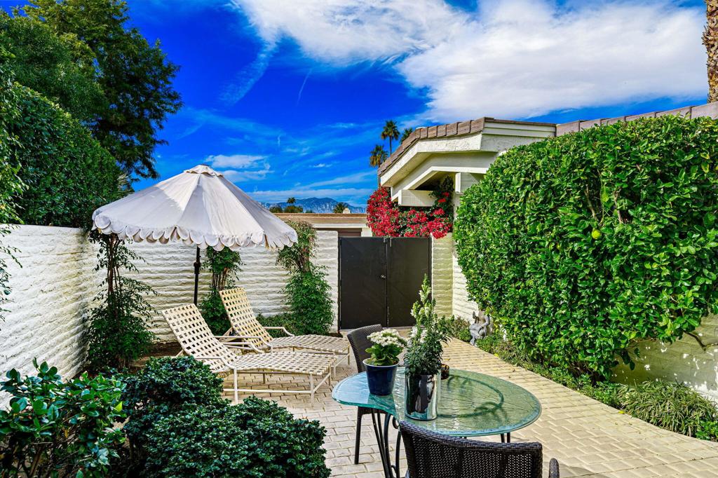 44848 Oro Grande Circle