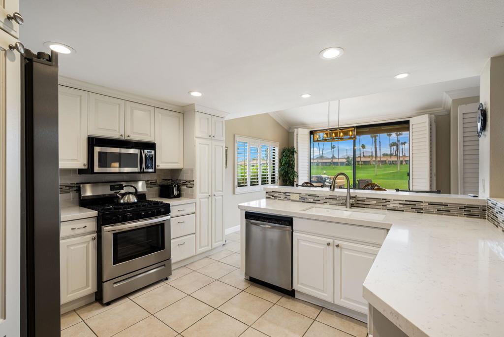 76761 Chrysanthemum Way