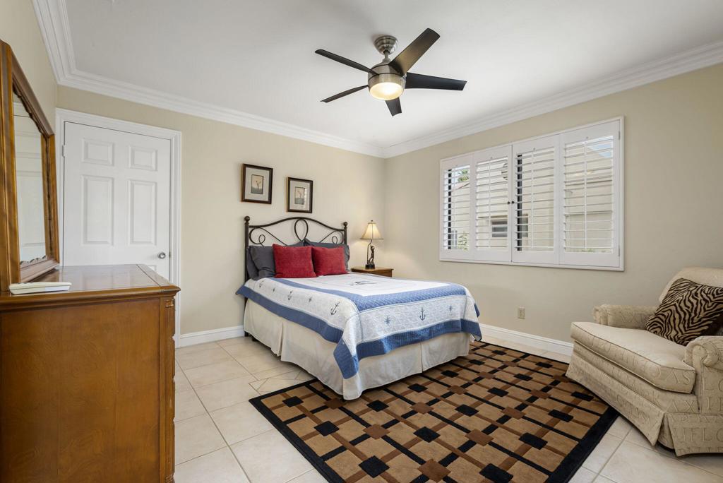 76761 Chrysanthemum Way