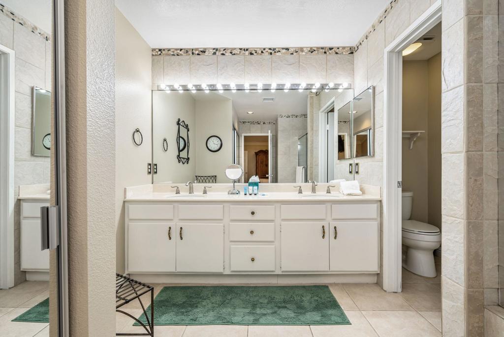 76761 Chrysanthemum Way