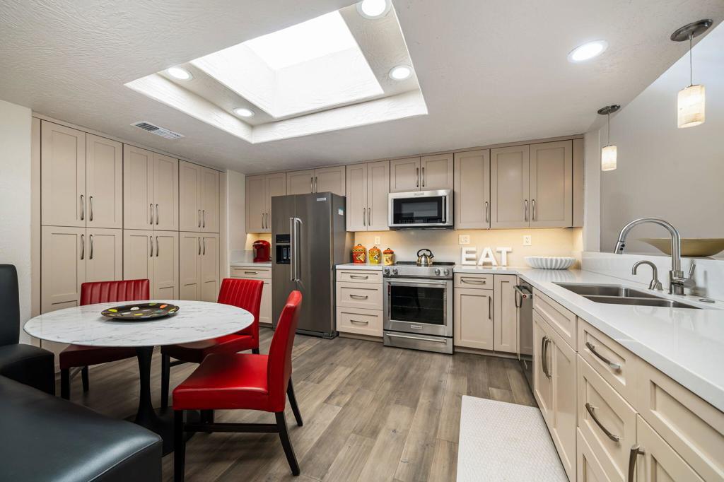 38659 Nasturtium Way