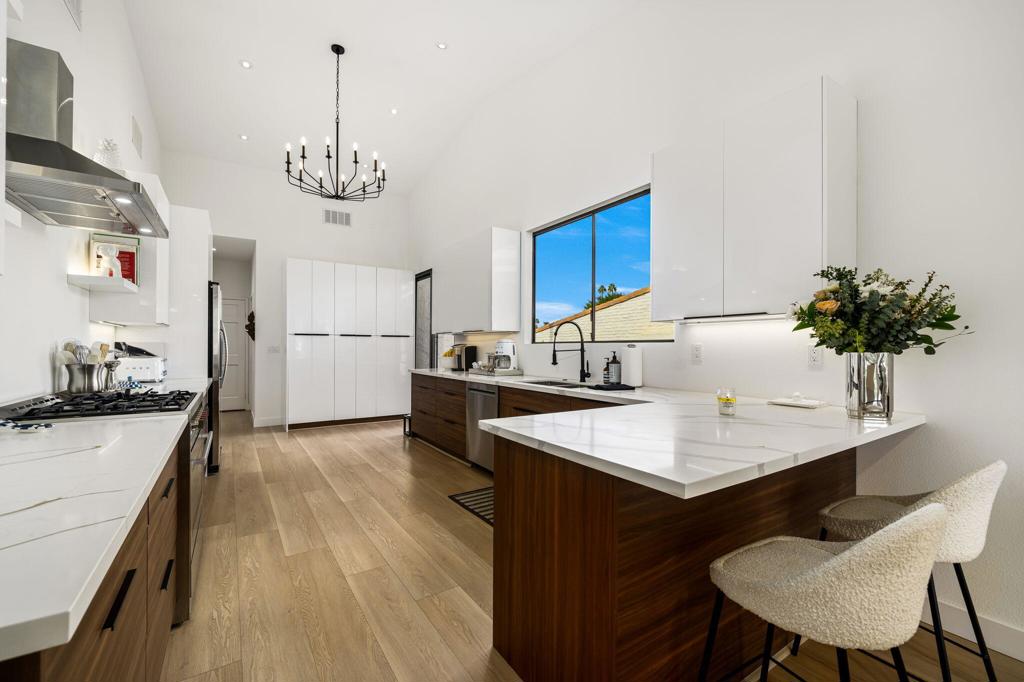 44848 Oro Grande Circle