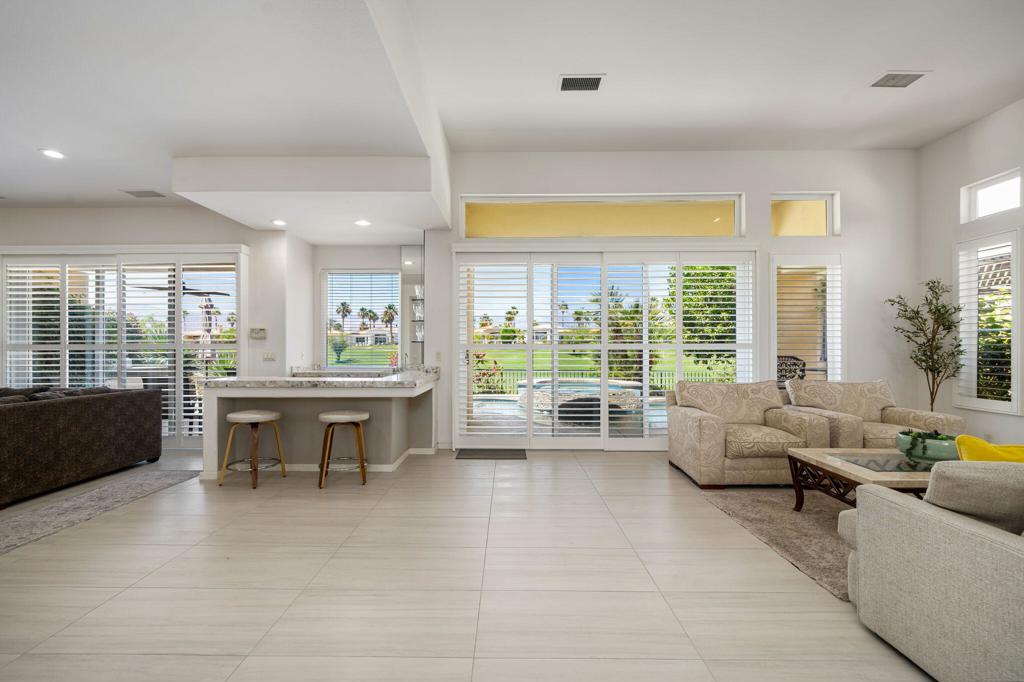 371 Tomahawk Drive
