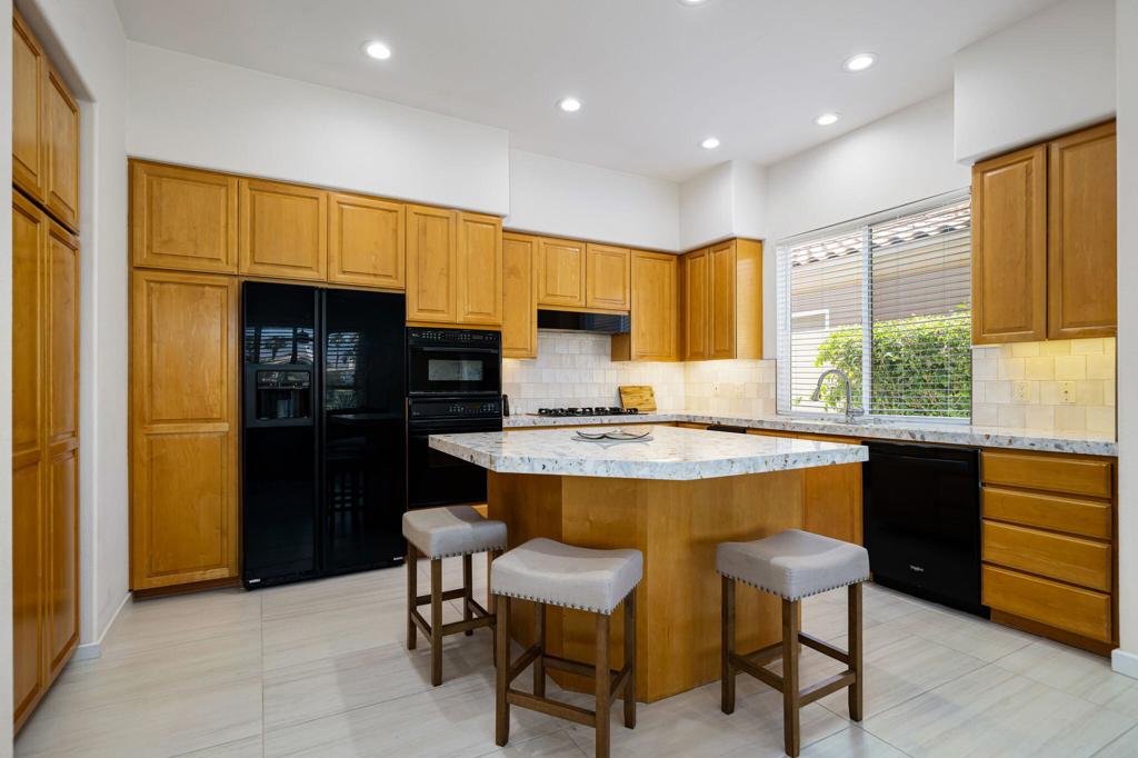 371 Tomahawk Drive