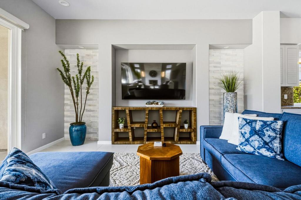 752 Mission Creek Drive