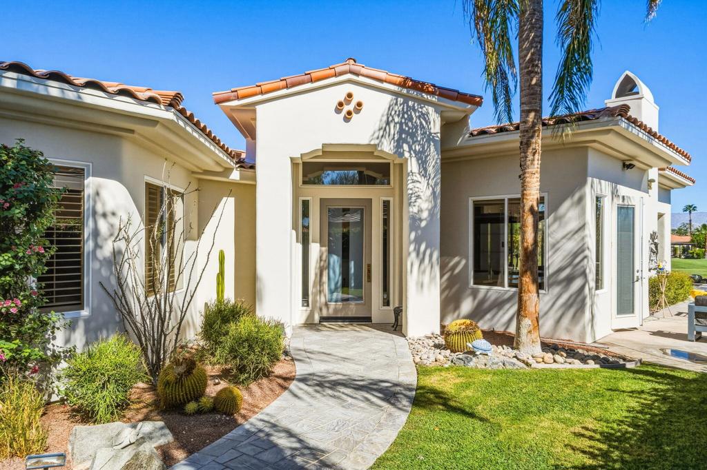 896 Mesa Grande Drive