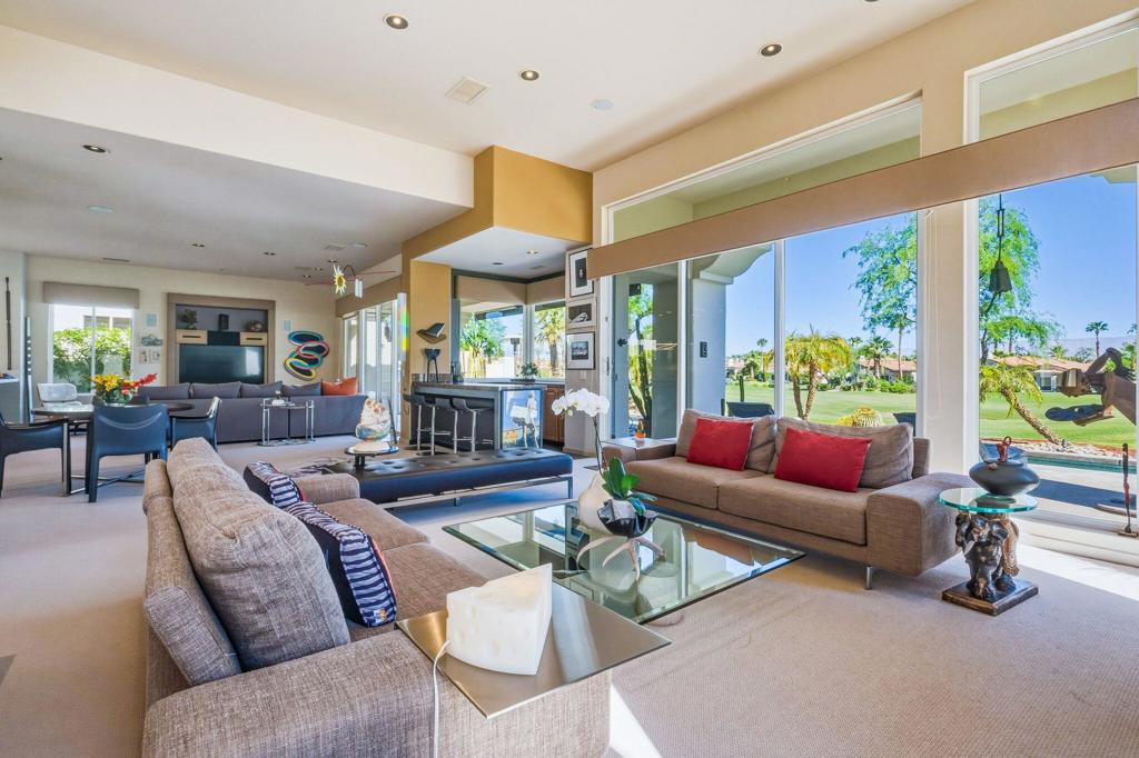 896 Mesa Grande Drive
