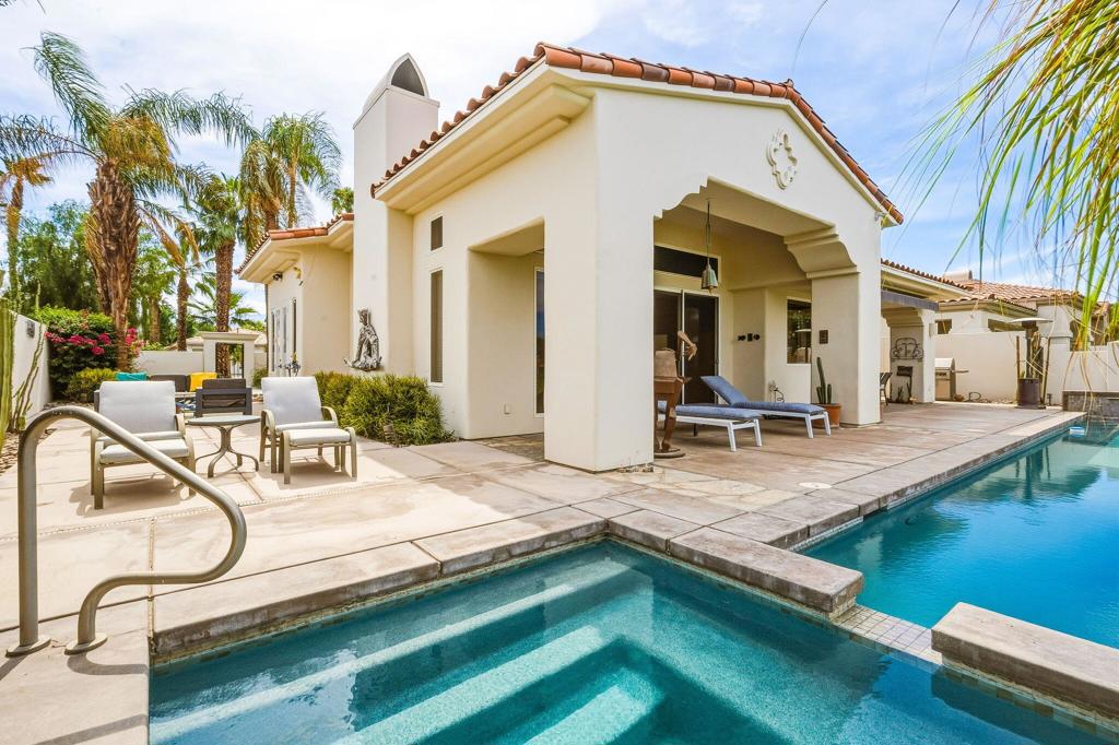 896 Mesa Grande Drive