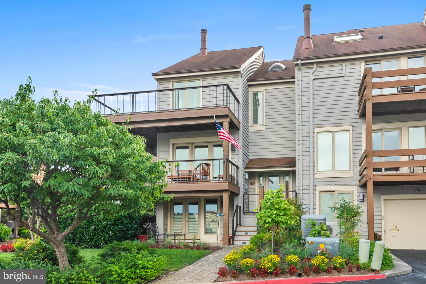 38 Chesapeake Lndg