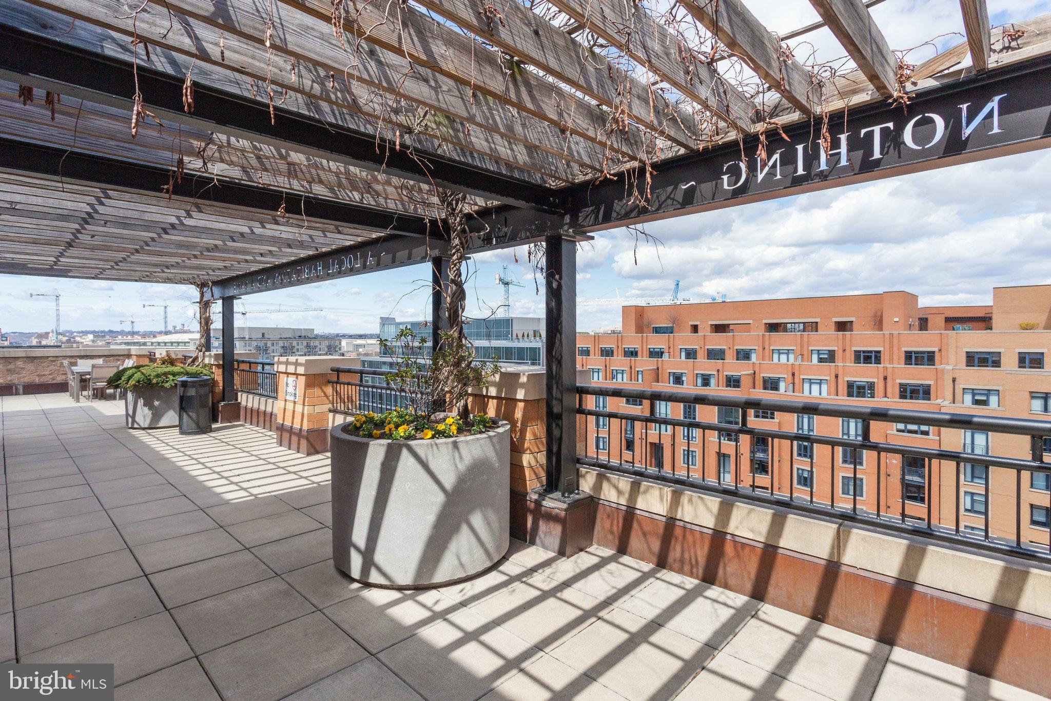 400 MASSACHUSETTS AVENUE NW 803
