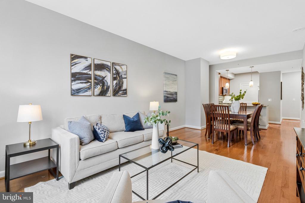 400 MASSACHUSETTS AVENUE NW Unit: 803