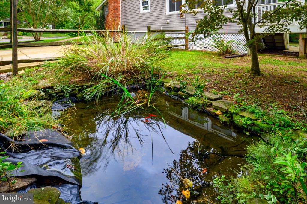 1523 MANOR VIEW ROAD