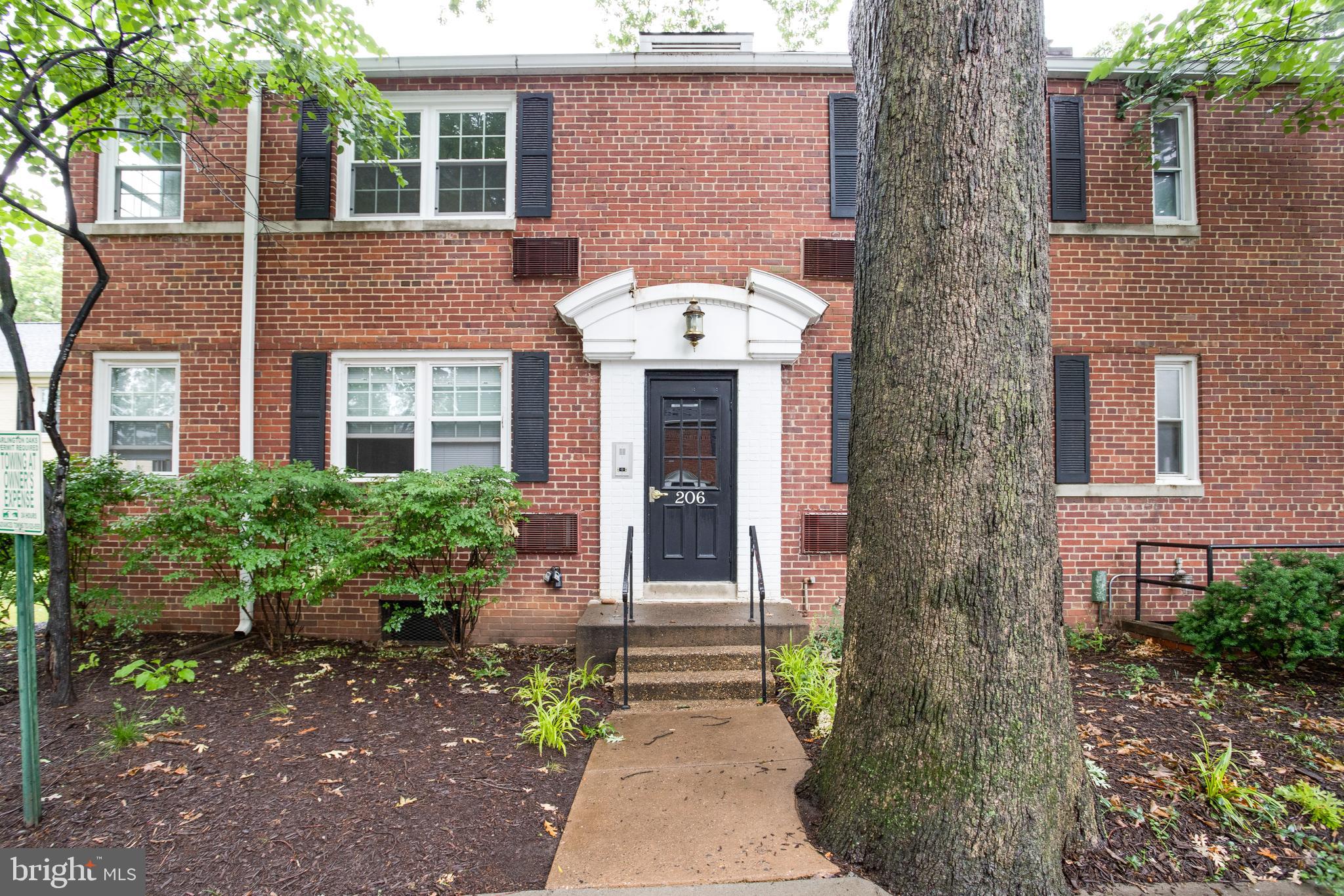 206 N Trenton STREET Unit: 206-2