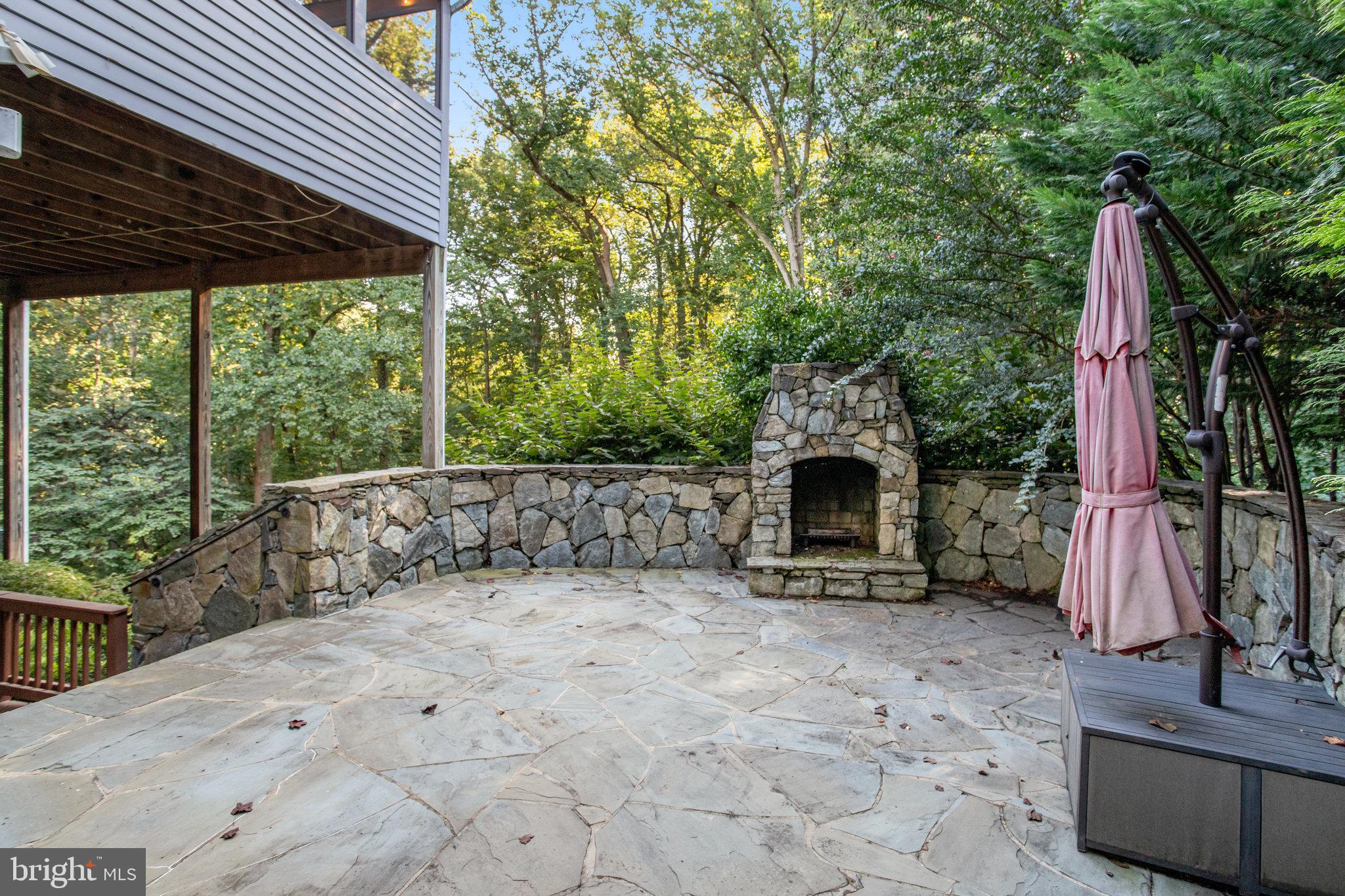 3444 Roberts LANE