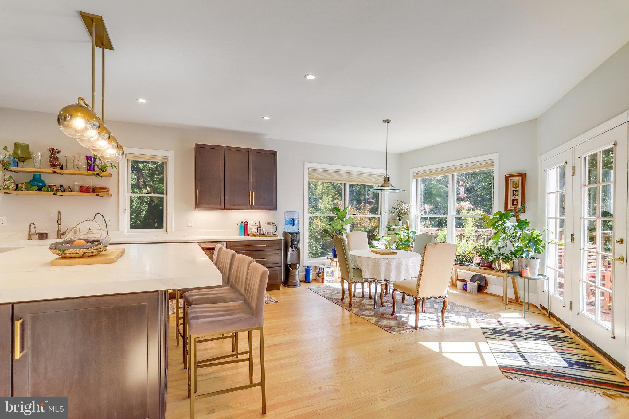 3444 Roberts LANE