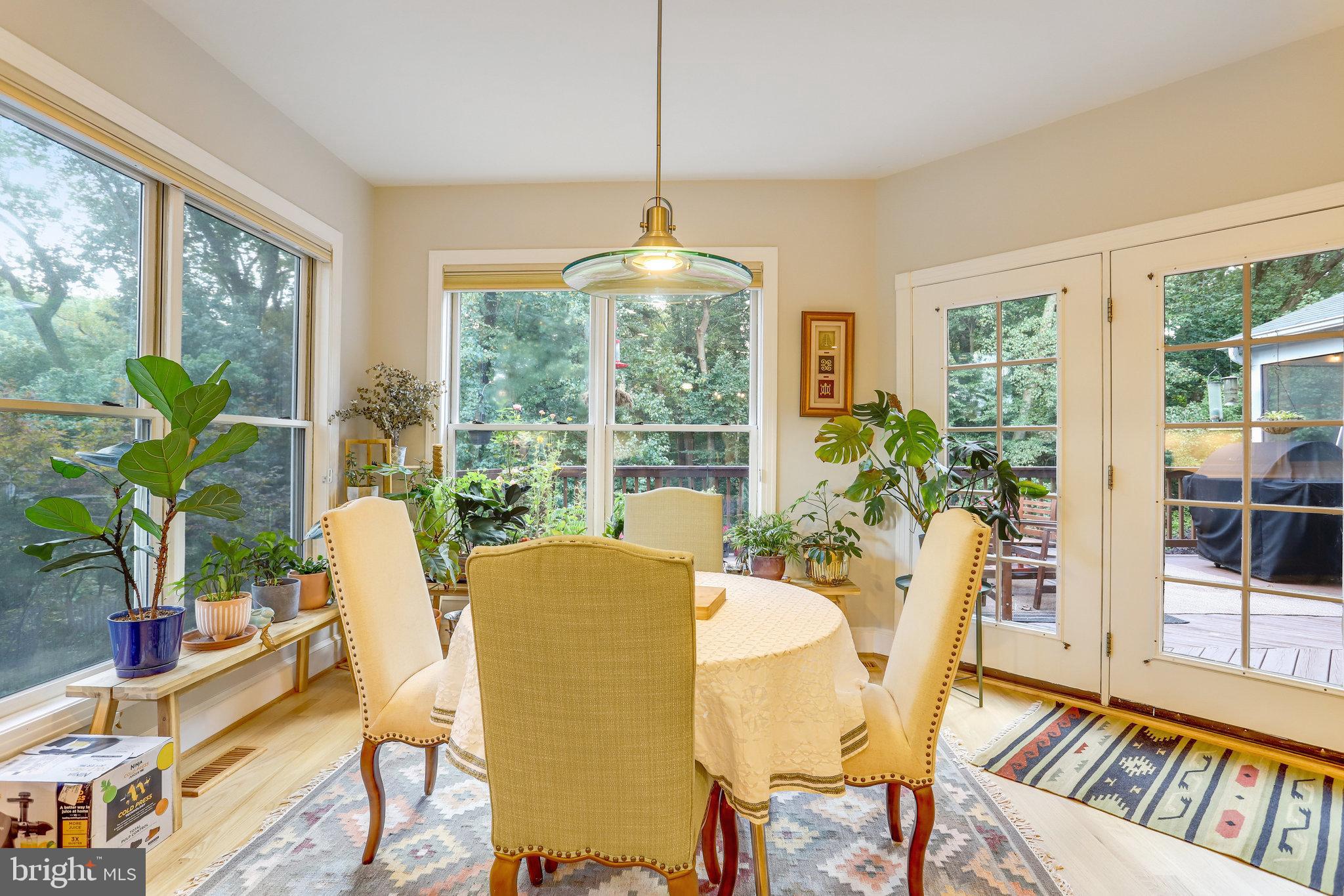 3444 Roberts LANE
