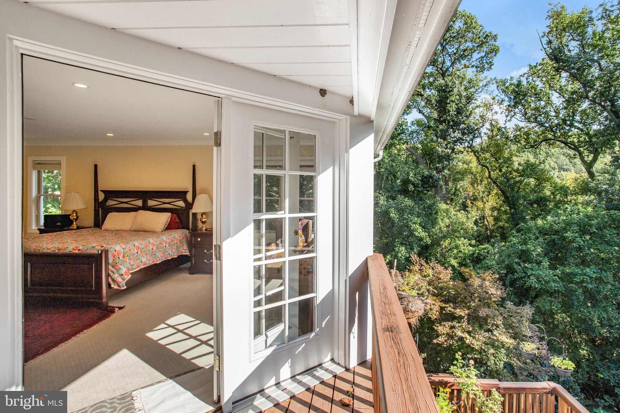 3444 Roberts LANE