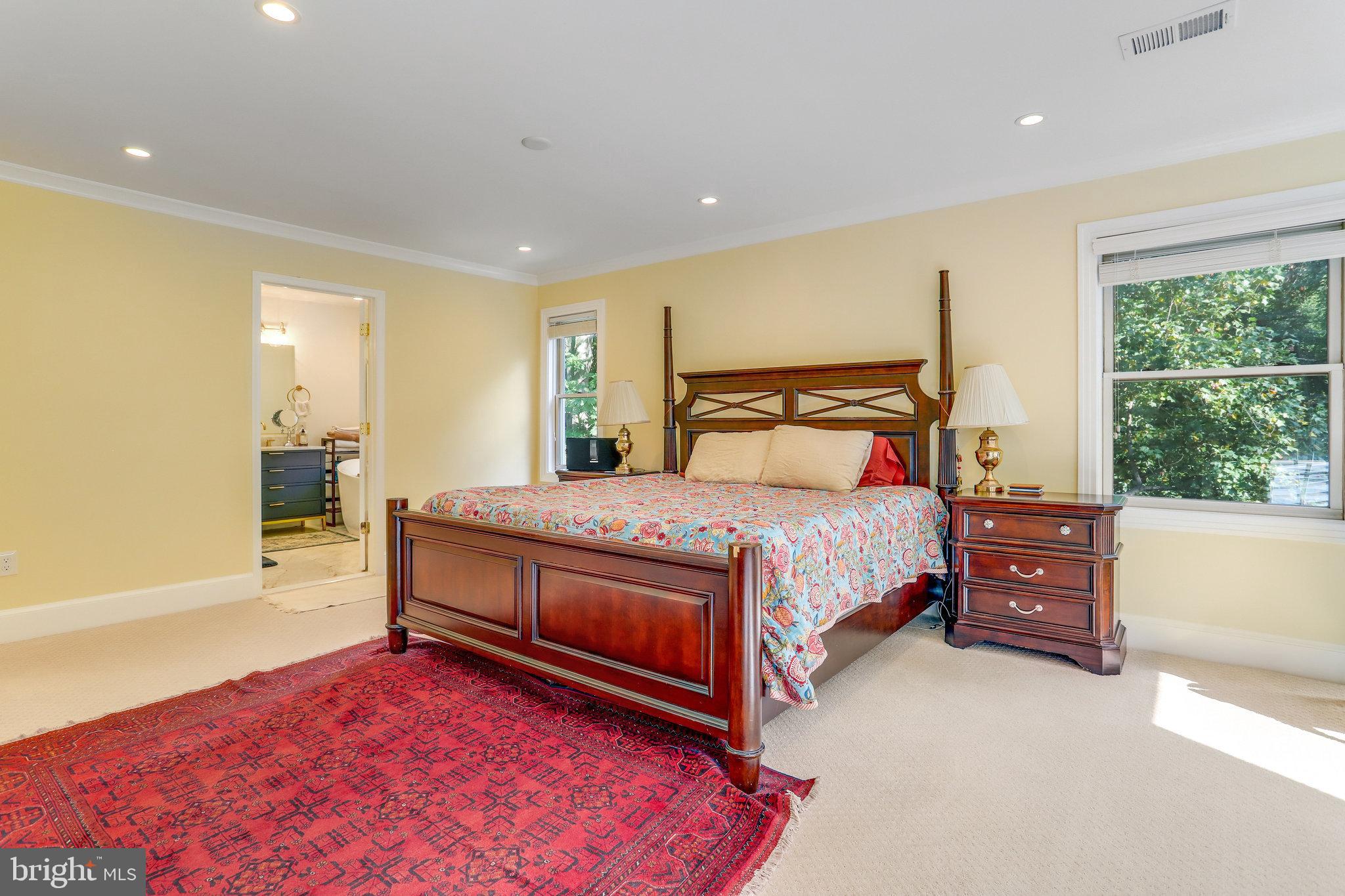 3444 Roberts LANE