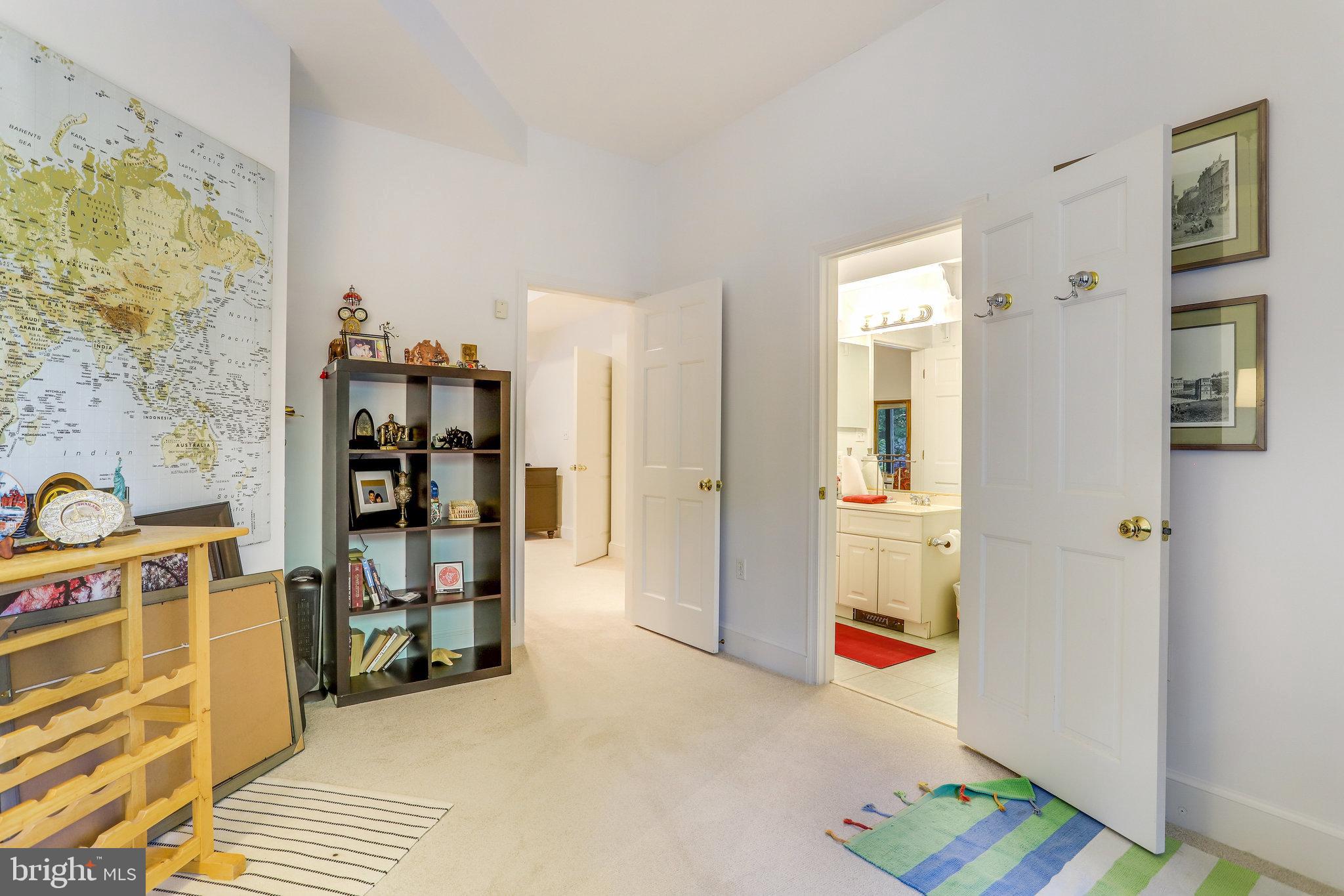 3444 Roberts LANE