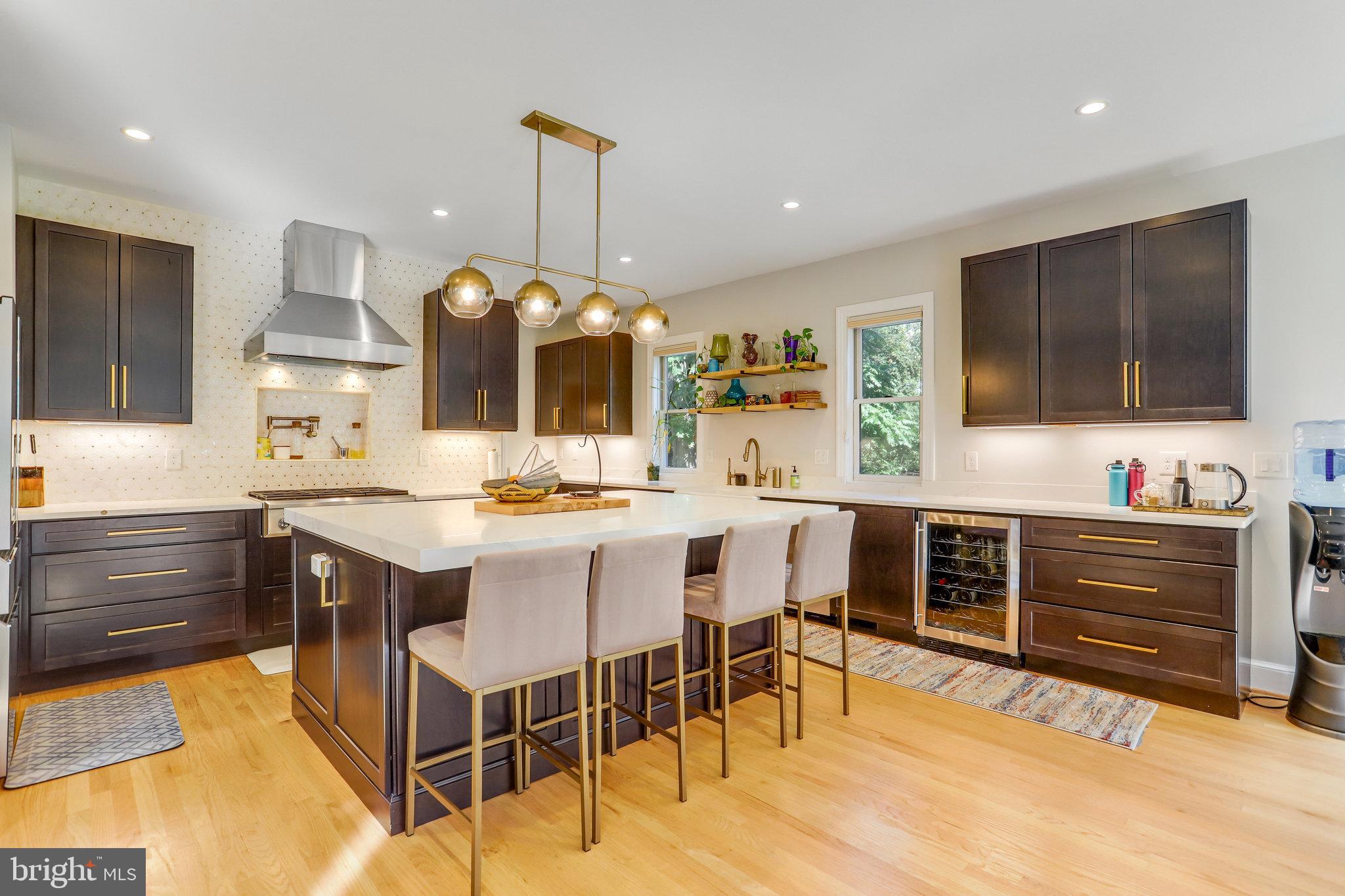 3444 Roberts LANE