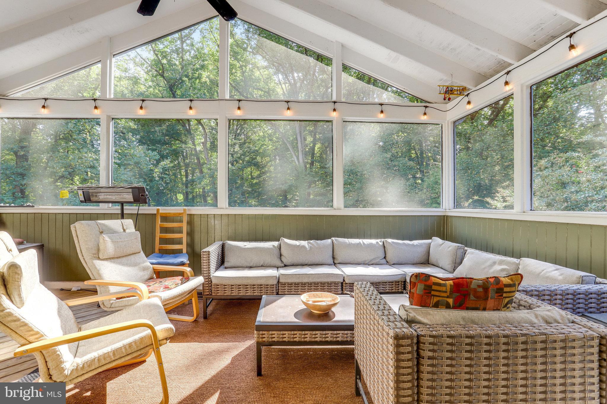 3444 Roberts LANE