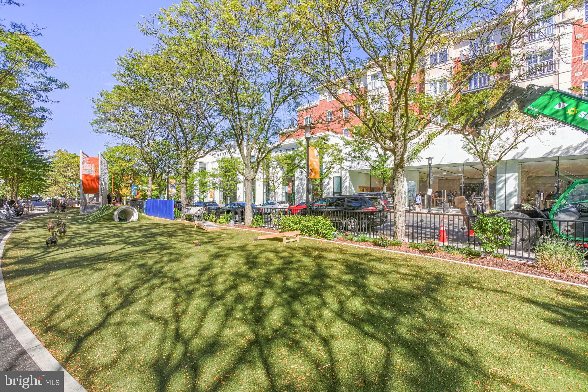 1220 N FILLMORE STREET 602