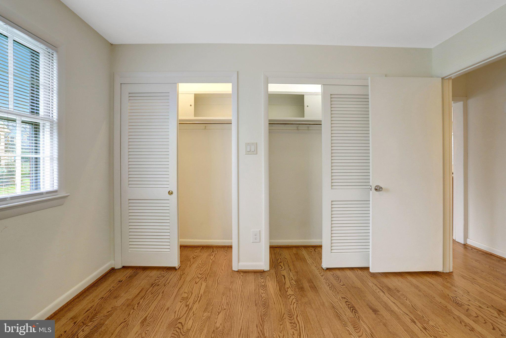 3716 N VERNON STREET