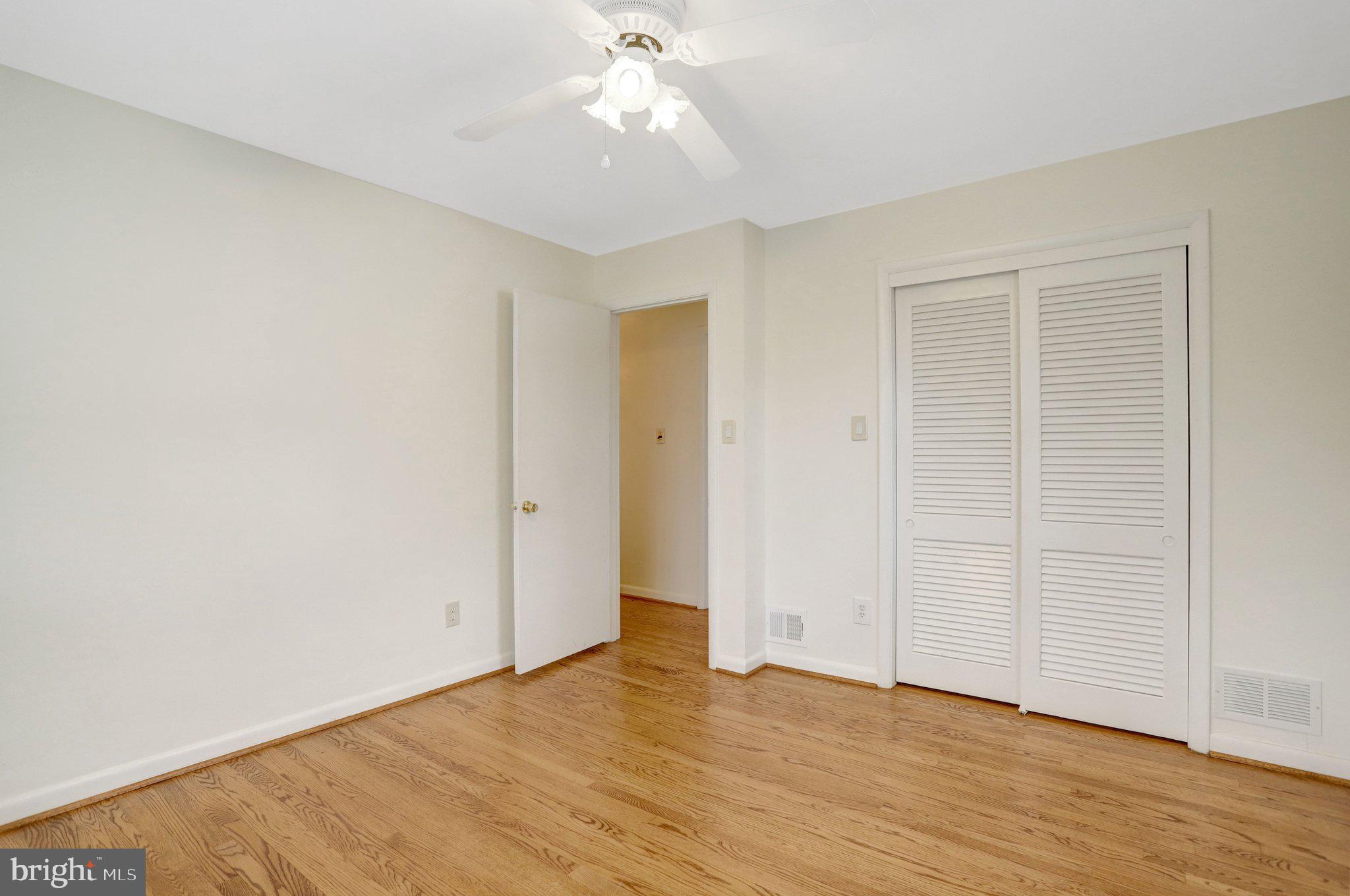 3716 N VERNON STREET