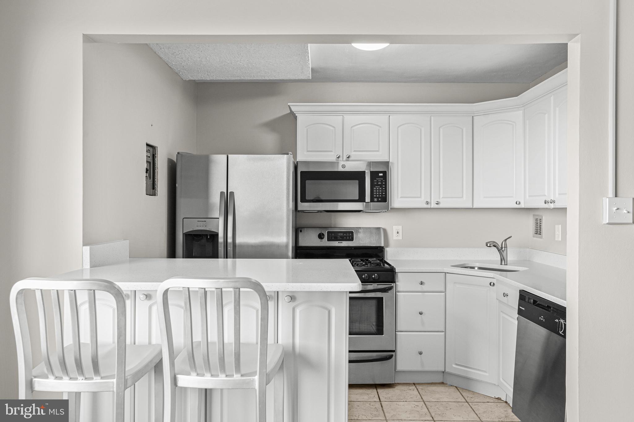 1021 ARLINGTON BOULEVARD 624