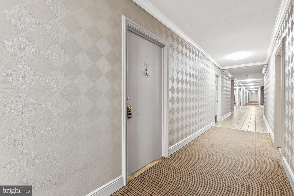 1021 ARLINGTON BOULEVARD 624