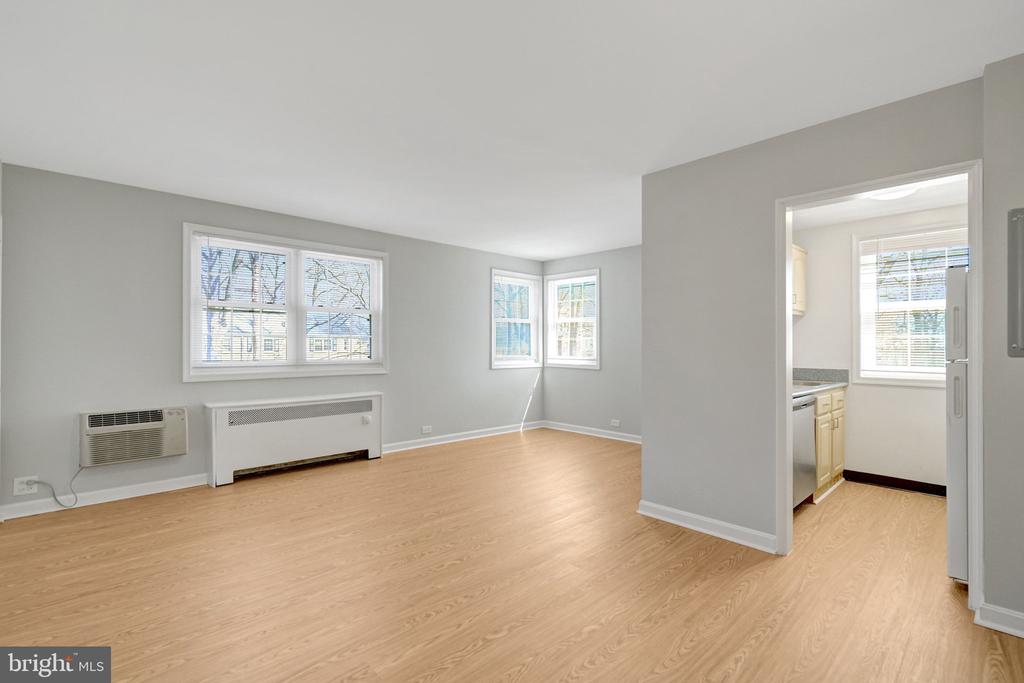 206 N TRENTON STREET 206-2