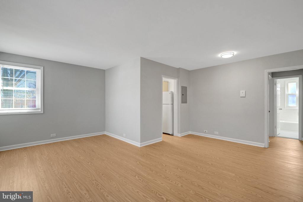 206 N TRENTON STREET 206-2