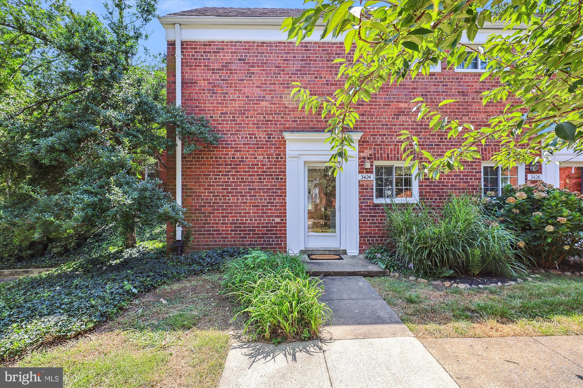 3424 GUNSTON ROAD
