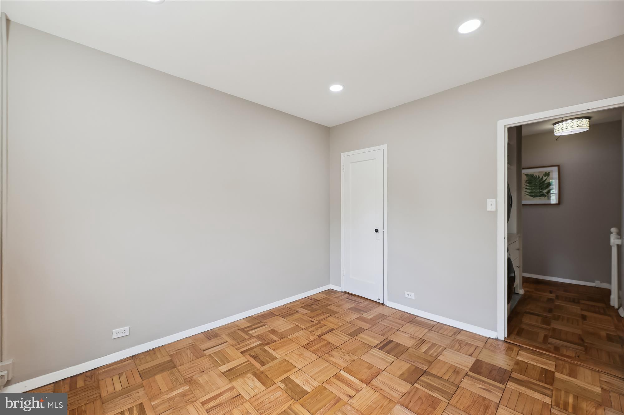 3424 GUNSTON ROAD