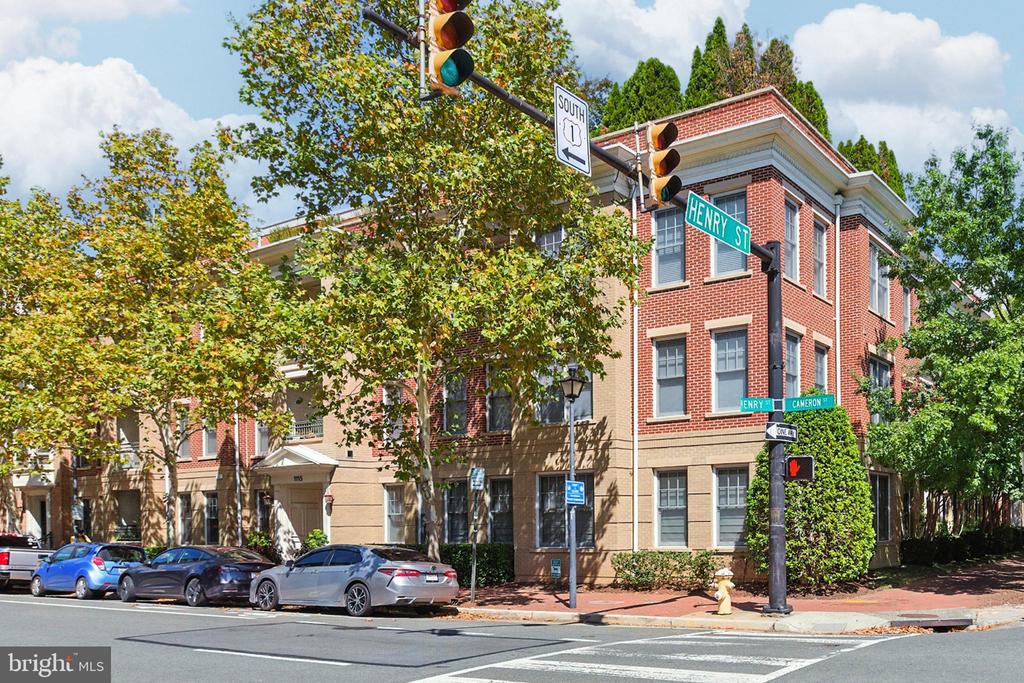 1115 CAMERON STREET 104