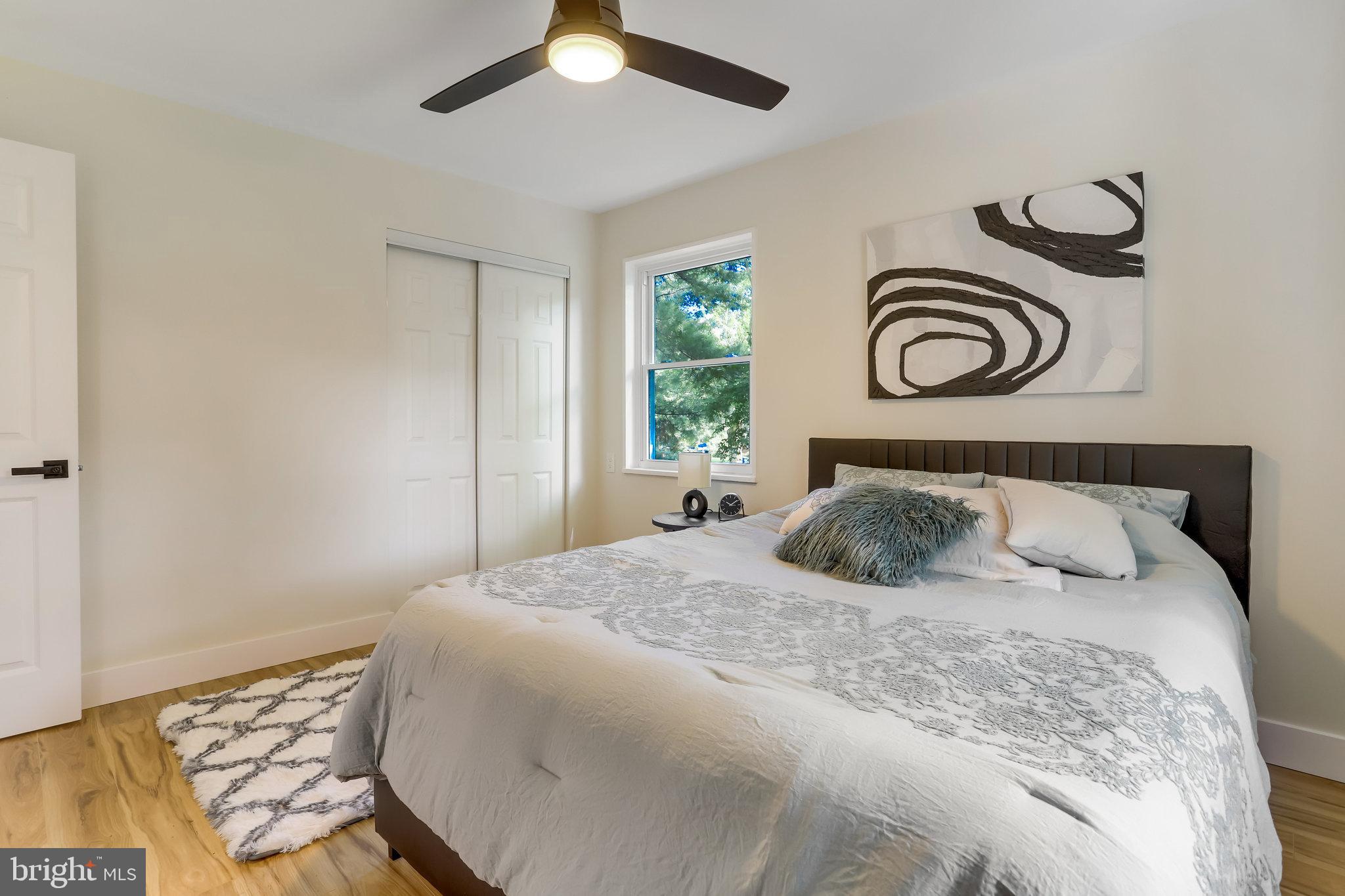 6203 CRESTWOOD DRIVE