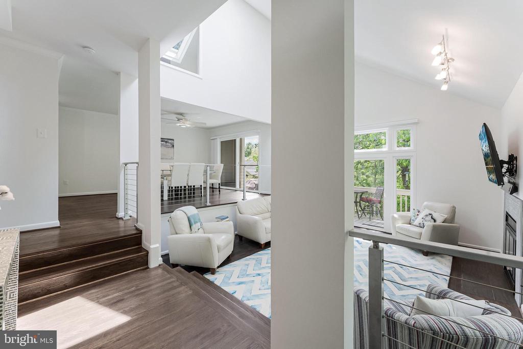 11135 Watermans Dr