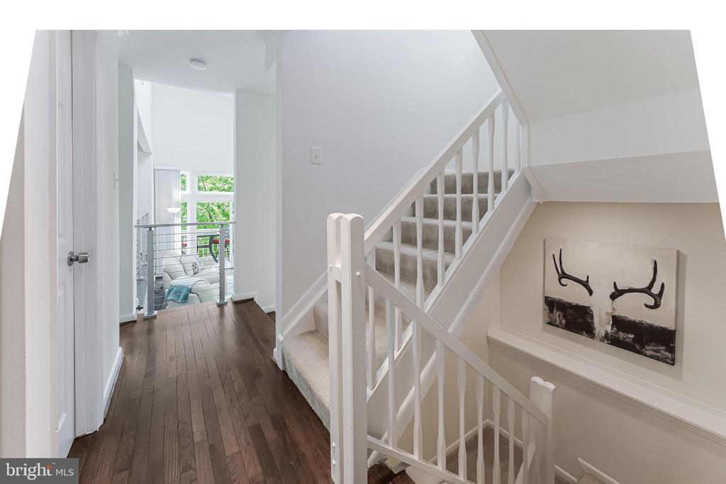 11135 Watermans Dr