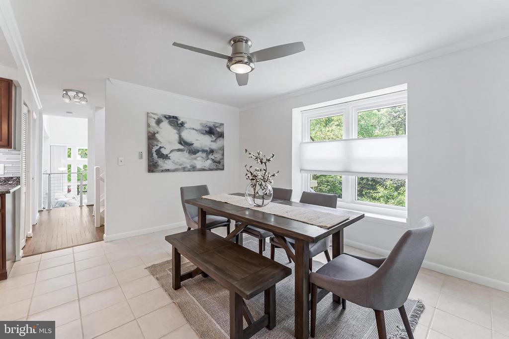 11135 Watermans Dr