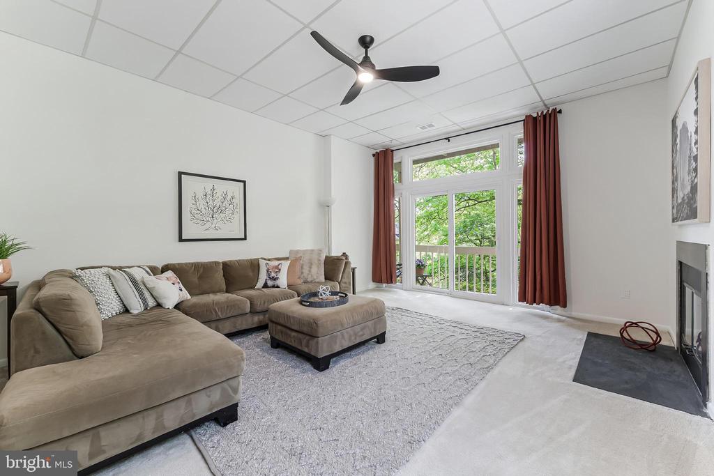 11135 Watermans Dr