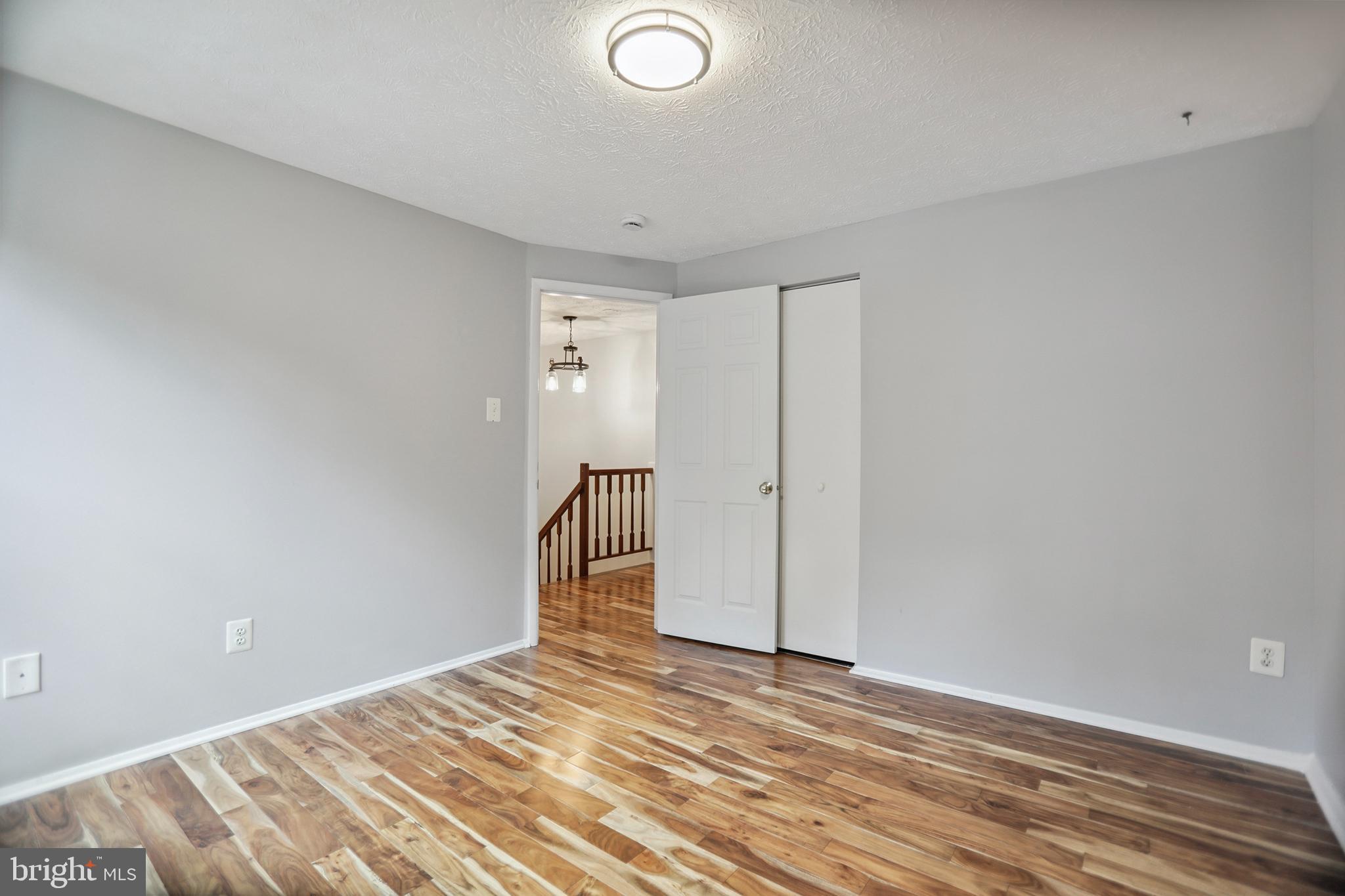 2307 Middle Creek Ln