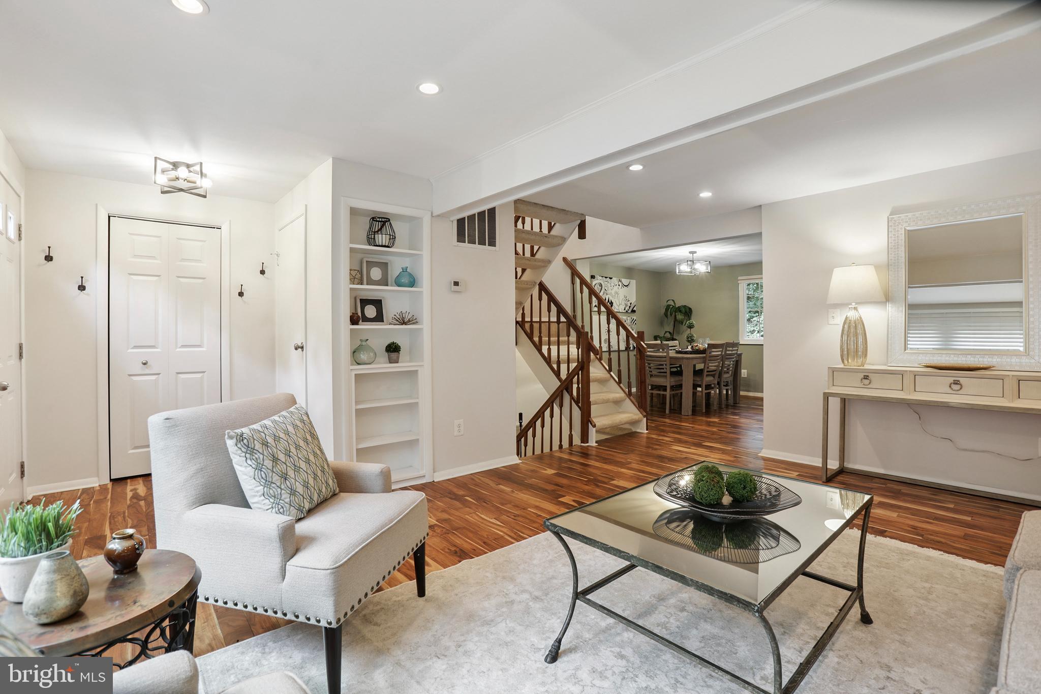 2307 Middle Creek Ln