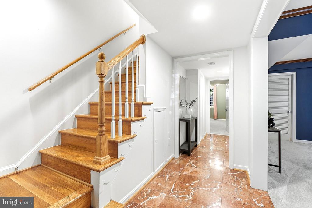 1107 WIMBLEDON DRIVE