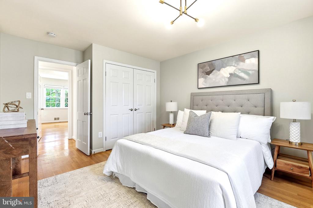 1107 WIMBLEDON DRIVE