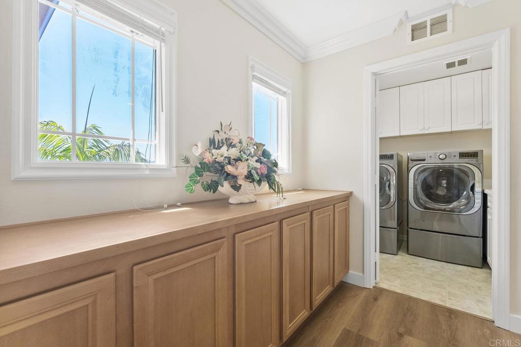 2843 Hidden Valley Court