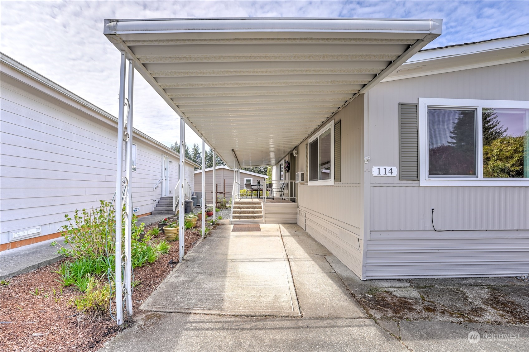 23825 15th Avenue SE Unit: 114